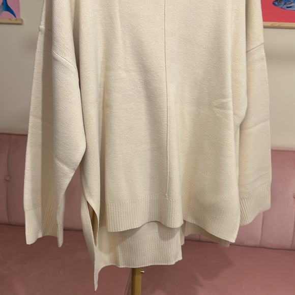 🌷 💠 Mock Me Sweater - Picture 3 of 7